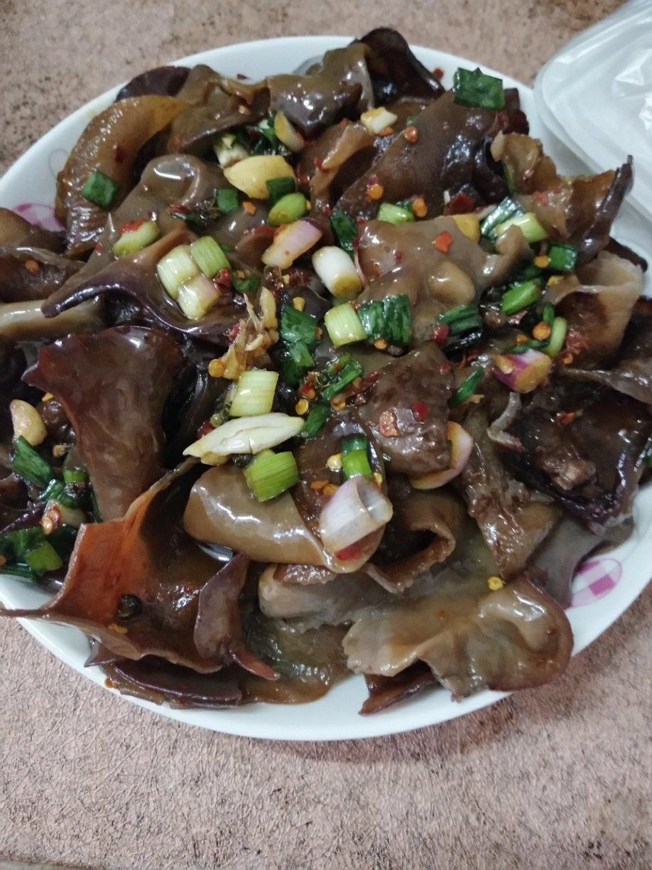 凉拌木耳
