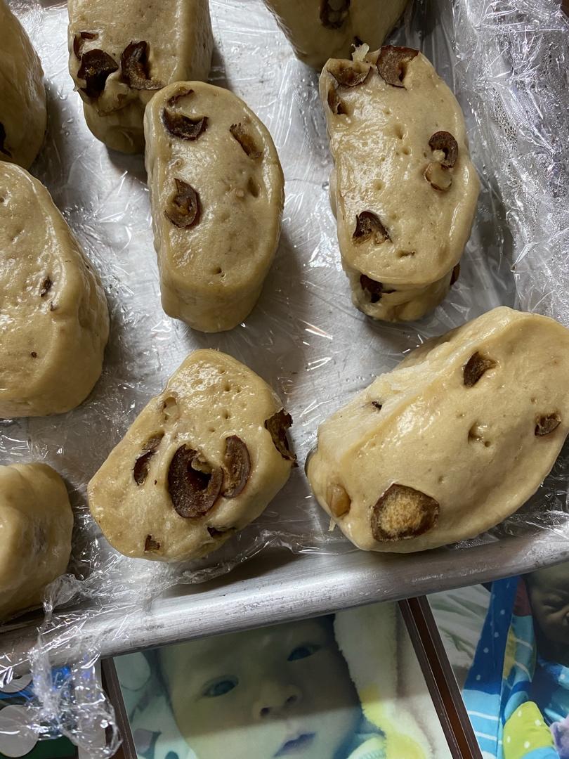 红糖红枣枸杞核桃馒头