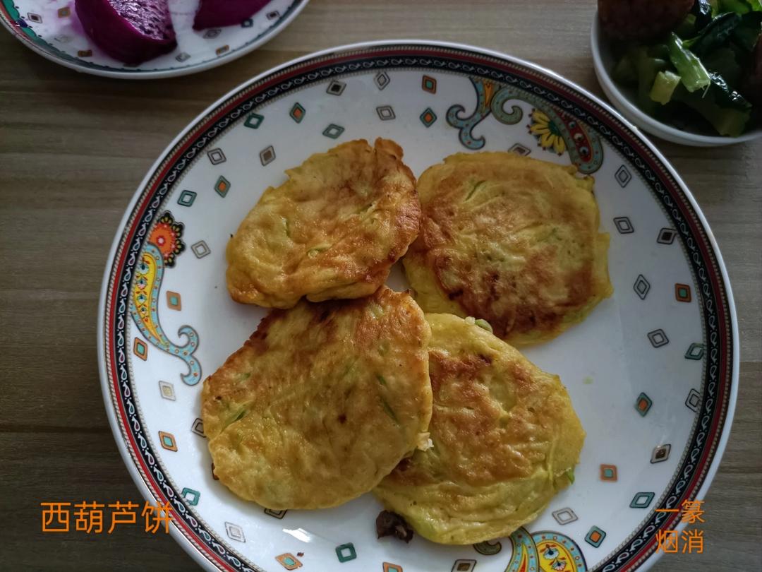 玉米碎苦瓜鸡蛋饼
