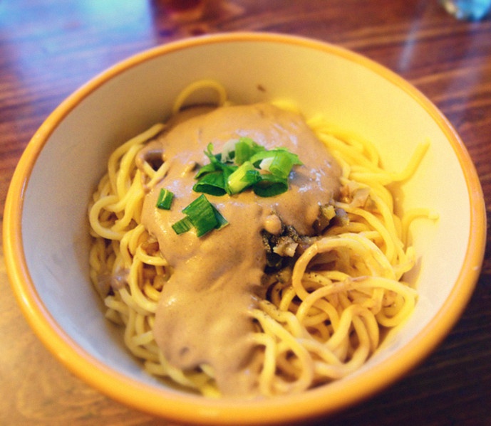 热干面