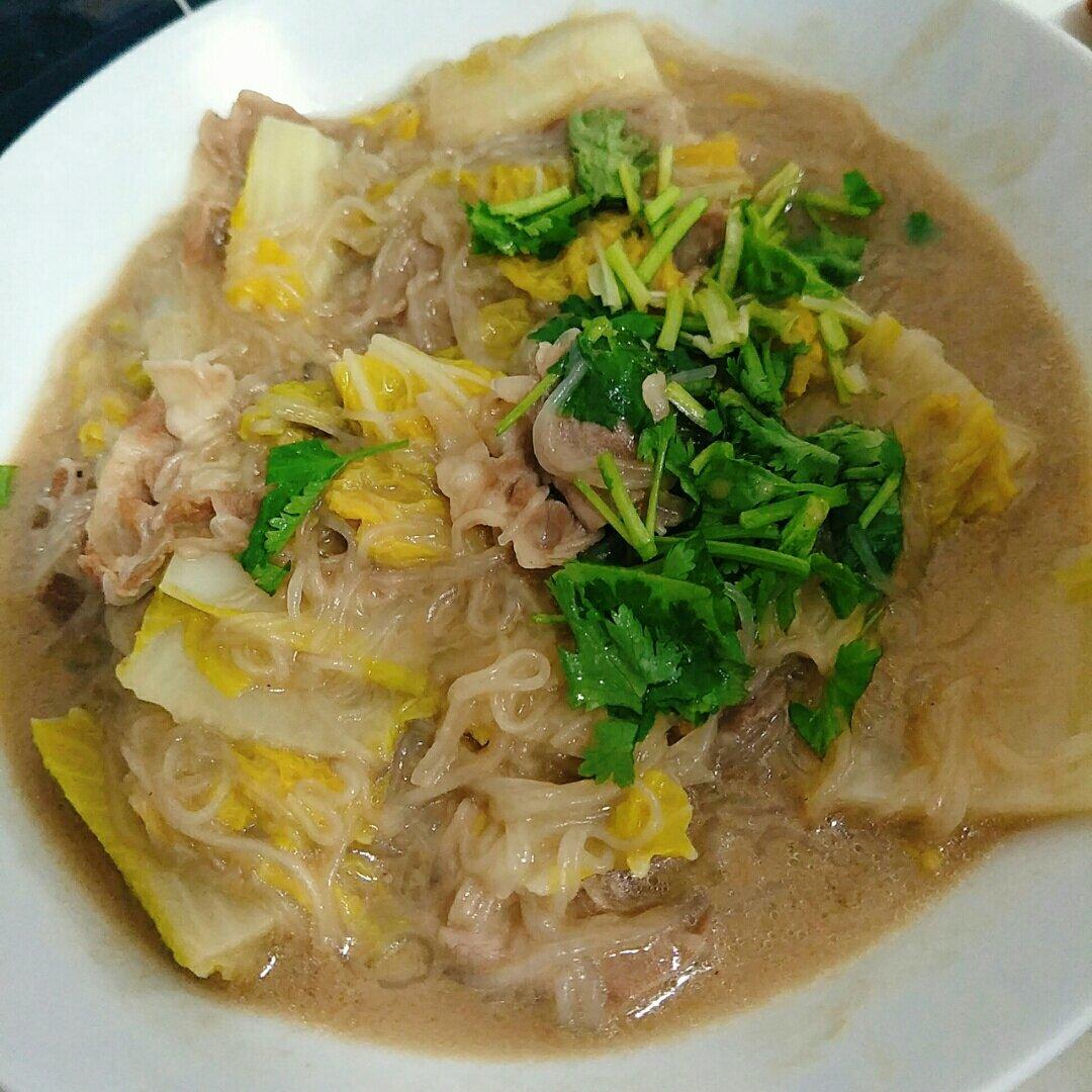 羊肉卷娃娃菜粉丝汤