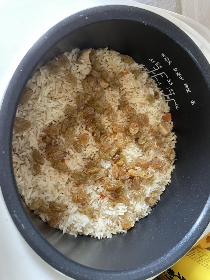 新疆羊排抓饭（出锅后米粒分明的秘密）