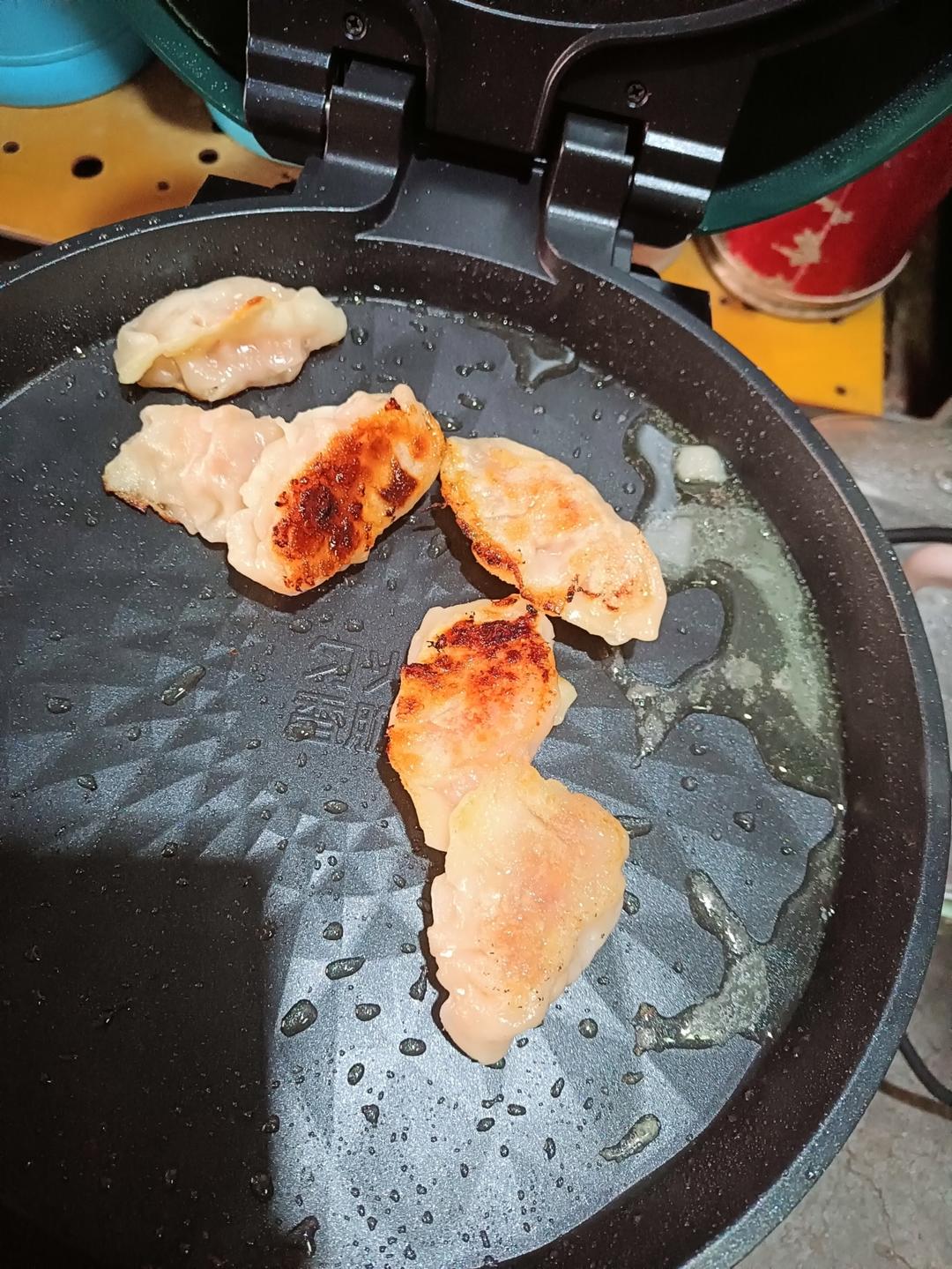 我是一份煎饺（生煎速冻饺）