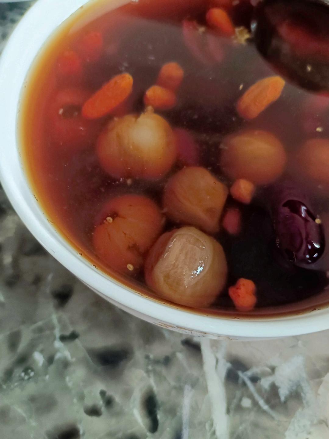 桂圆红枣糯米粥