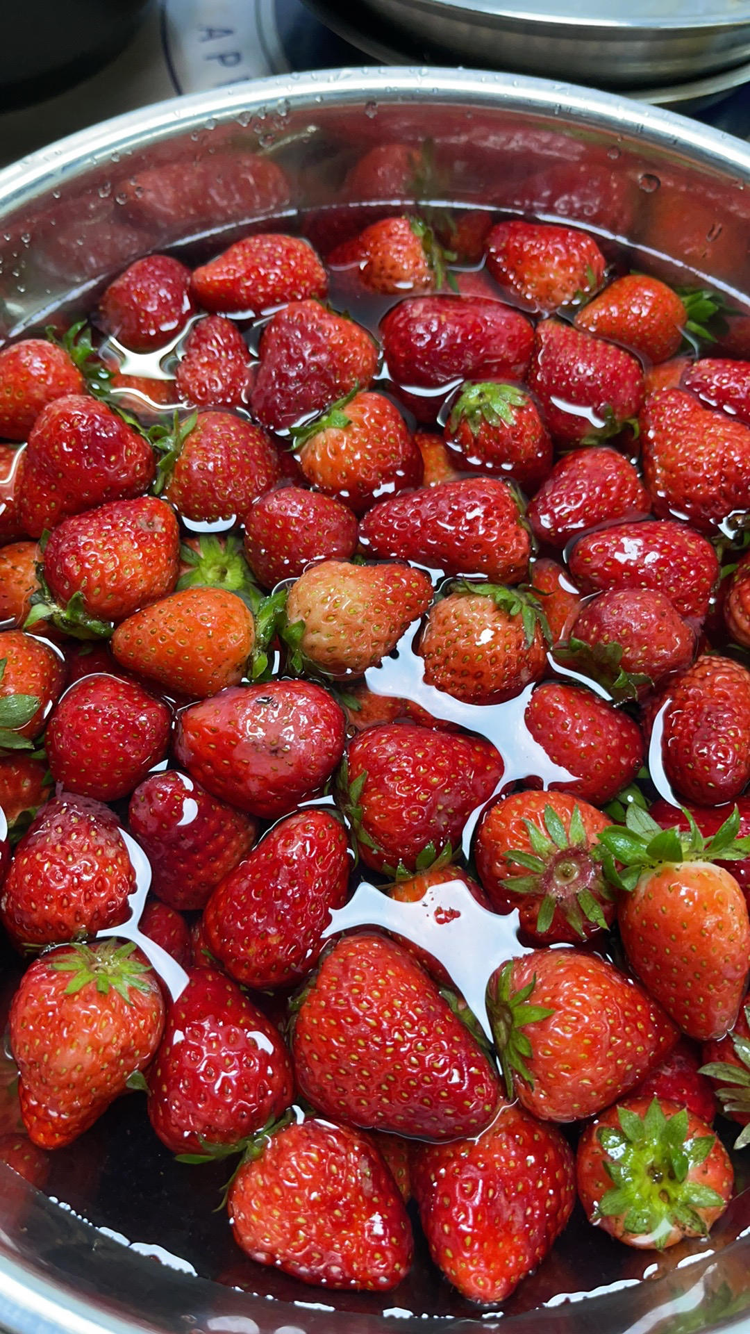 自制草莓酱（孩子爱吃的不得了）