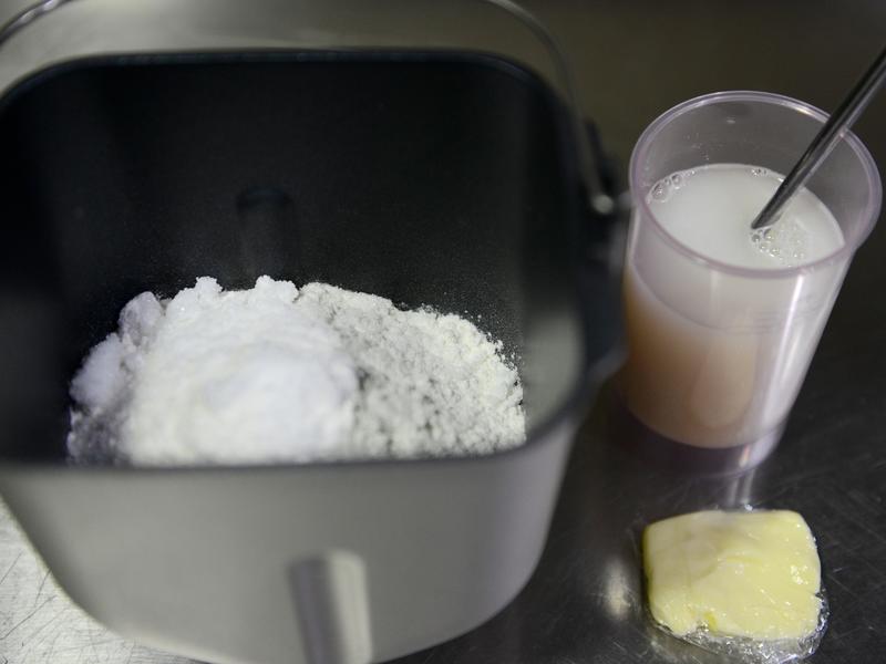 纯奶手撕吐司的做法 步骤1