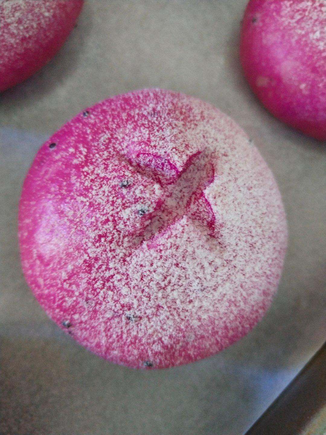 火龙果芝士培根面包