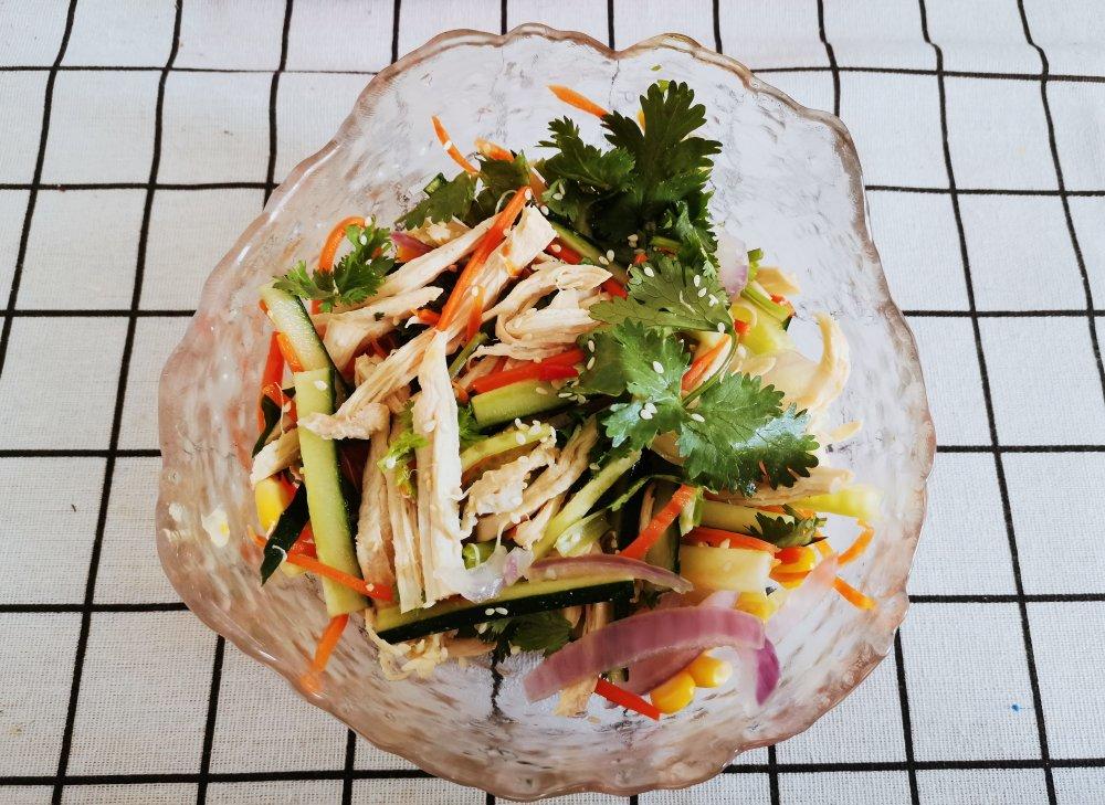 减脂餐：手撕鸡胸肉（无油无糖极简版）