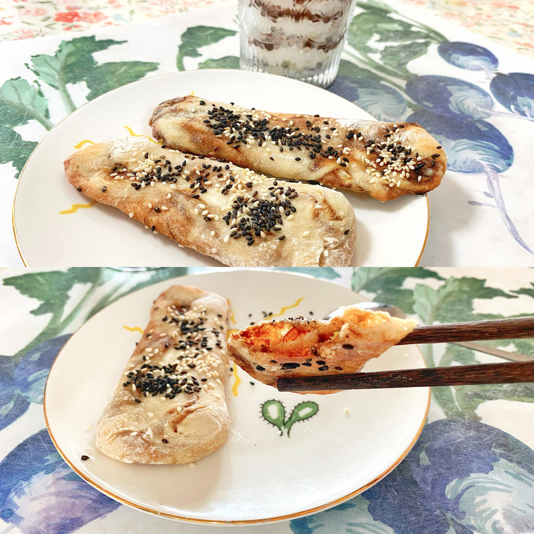 宅家早餐必备～草鞋底葱油烧饼