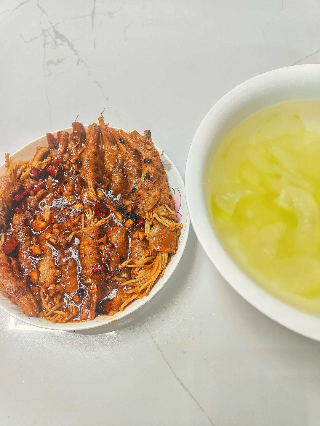 好吃到舔盘的肥牛金针菇卷
