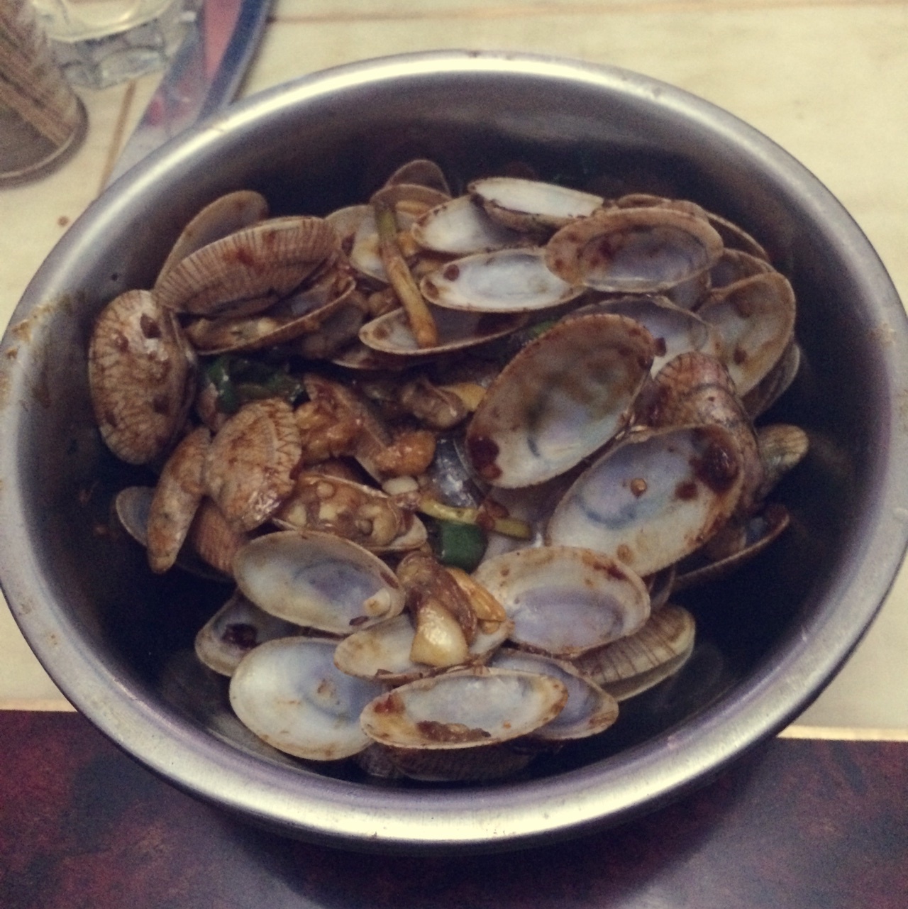 蒜香炒花甲