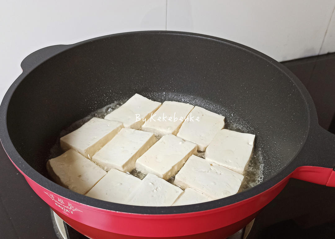 超下饭❗️酱汁豆腐｜马克西姆不粘锅的做法 步骤3