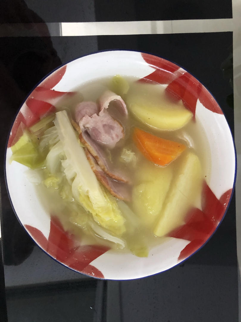「问题餐厅」鲜甜蔬菜汤・ポトフ
