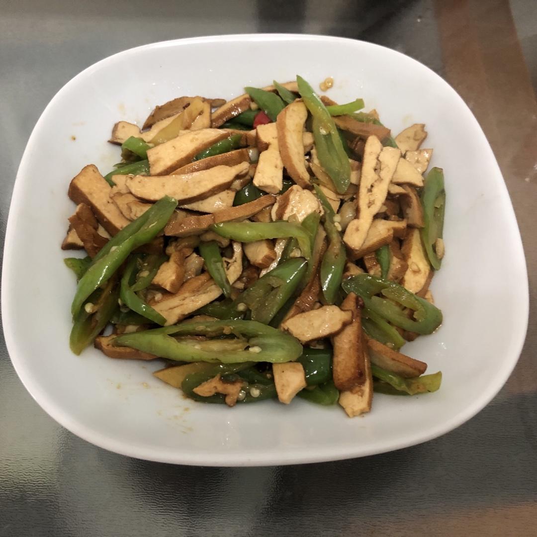 青椒炒香干