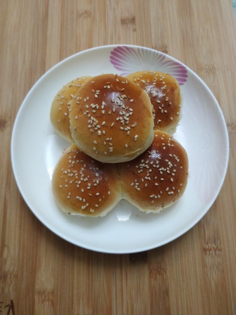 大人小孩都爱不释口的【蜂蜜牛奶小餐包】