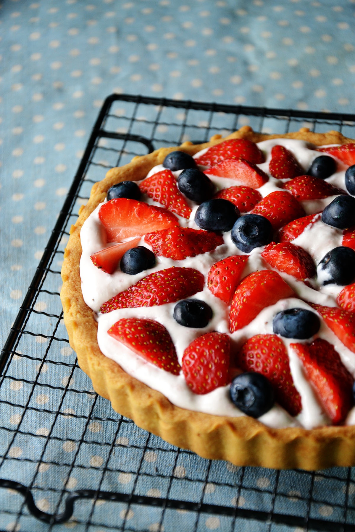 林丁丁做的蛋奶草莓派