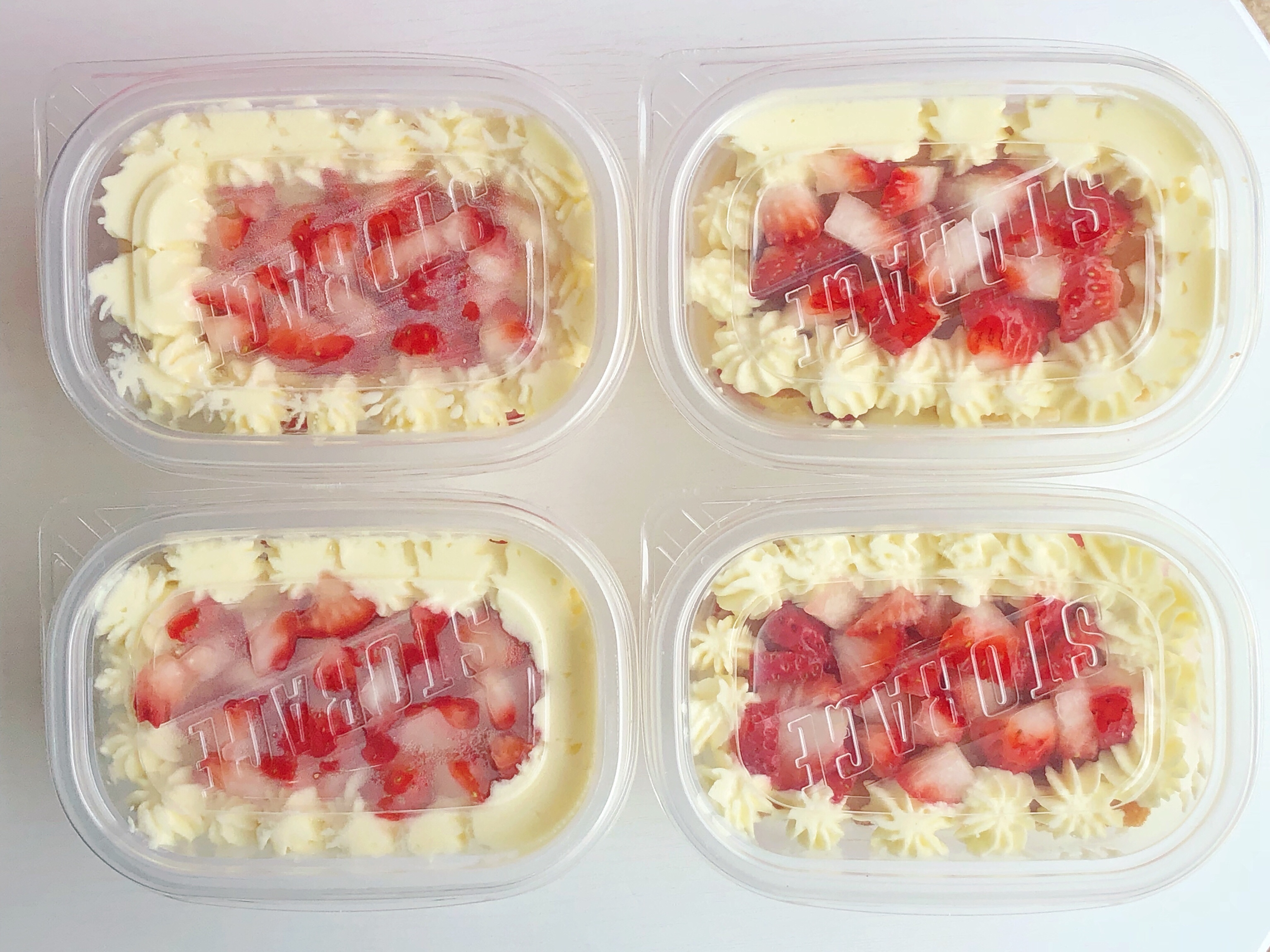 🍓高颜值草莓盒子蛋糕『简单快手』超详细的做法 步骤26