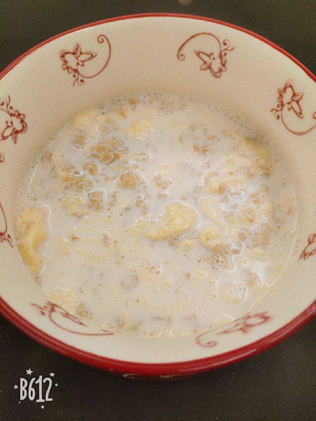 牛奶鸡蛋燕麦