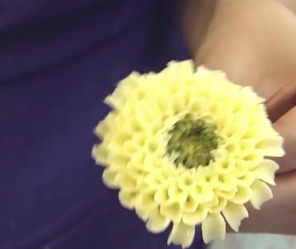 裱花：菊花的做法