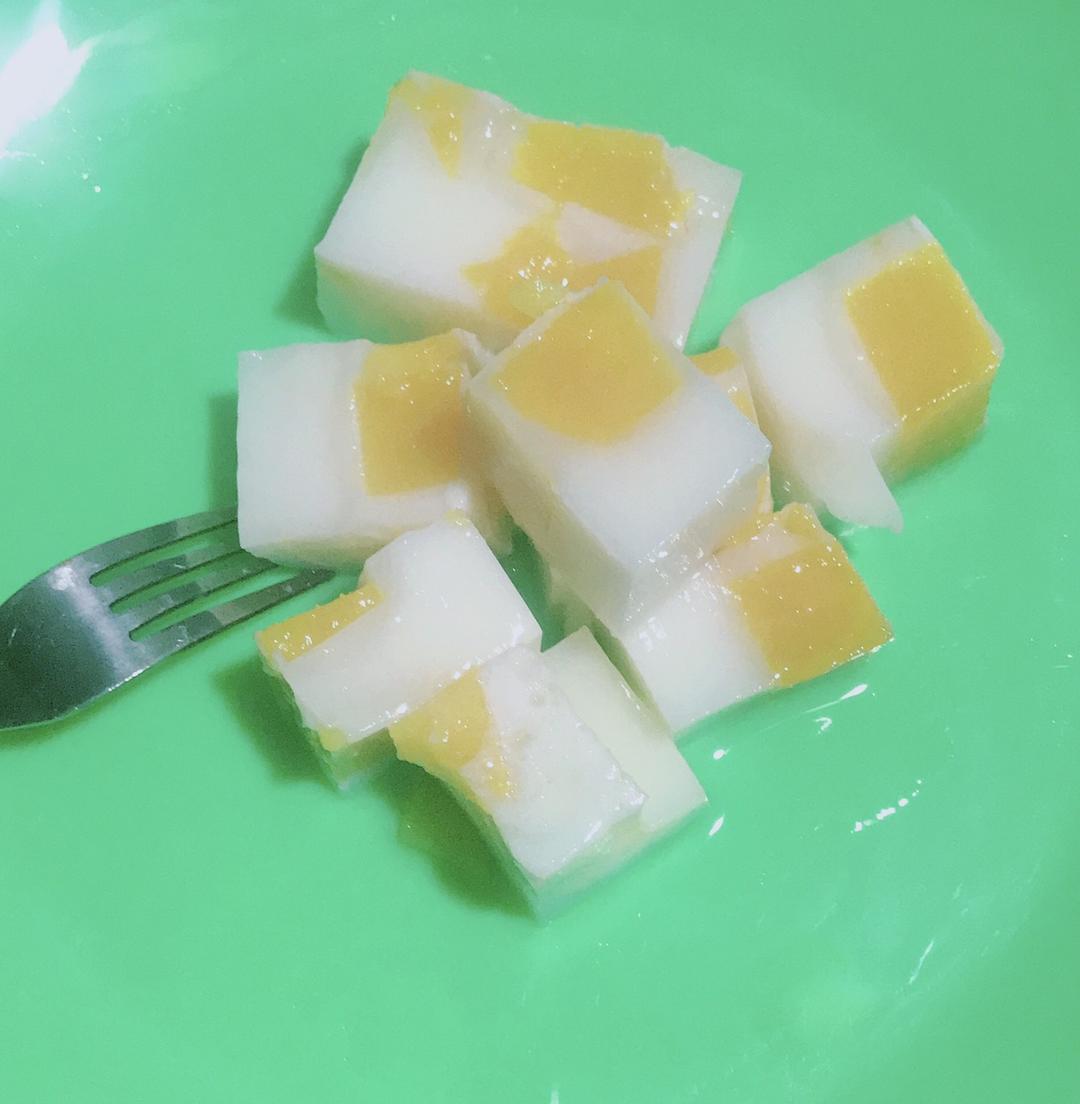 火龙果果冻（白凉粉版）