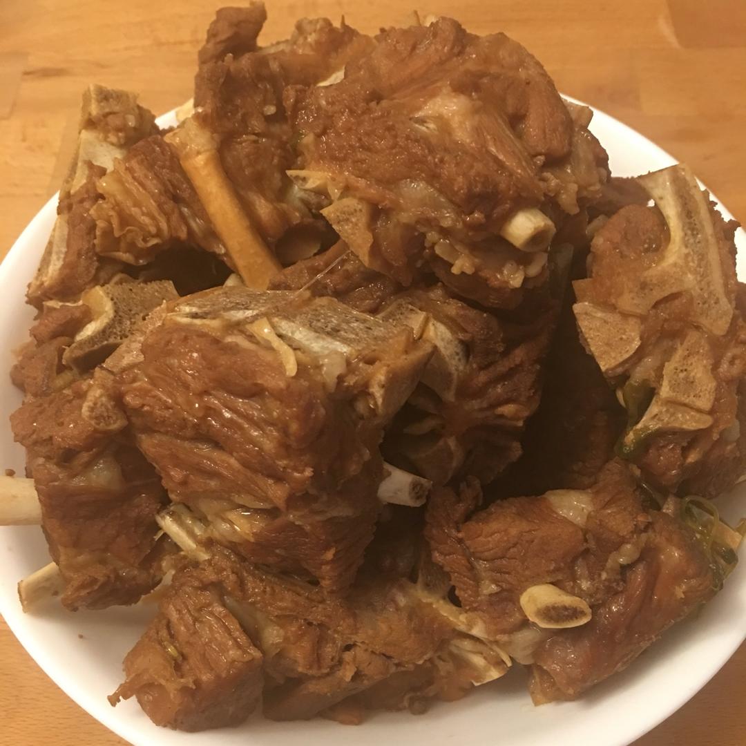 堂妈教你做红汤羊蝎子火锅