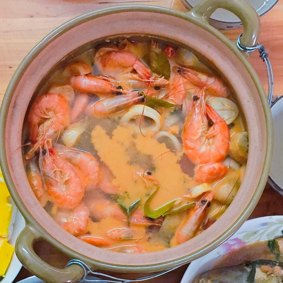 泰国“冬阴功” “ต้มยำกุ้ง”