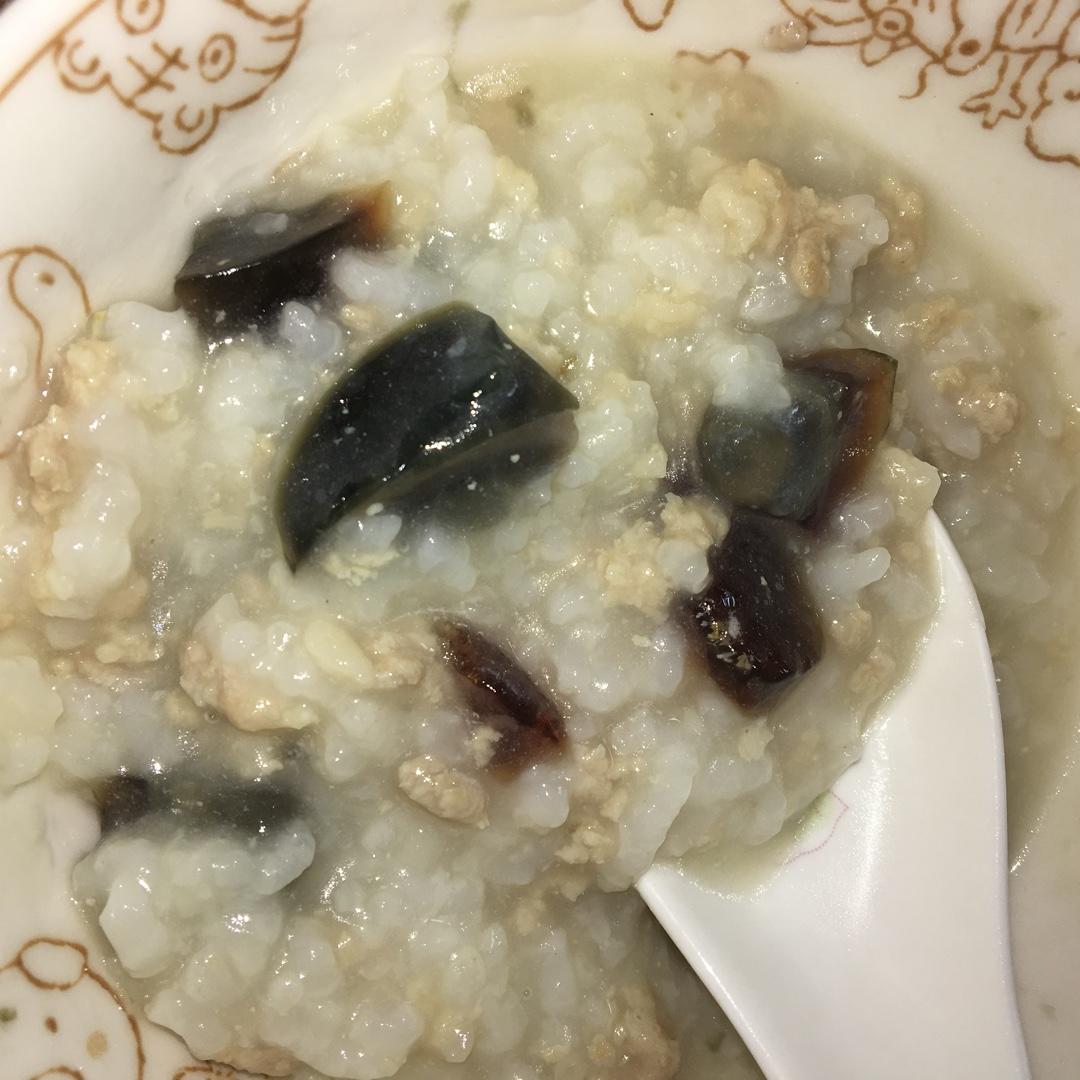 皮蛋瘦肉粥