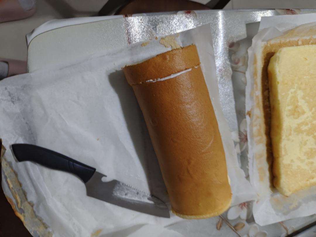蛋糕卷这样做‼️不掉皮不开裂（小视频食谱）