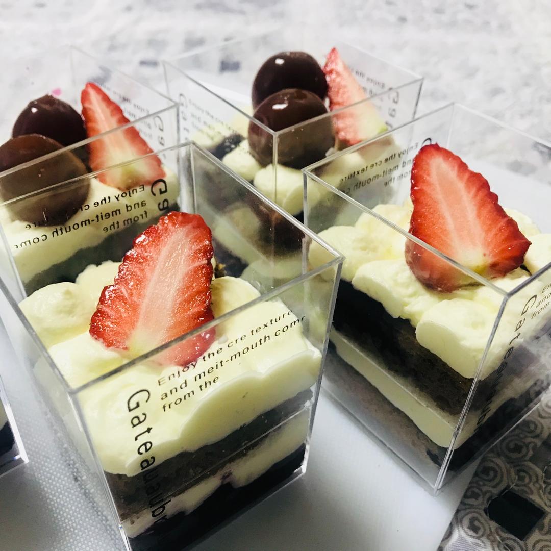 水果奶油盒子蛋糕