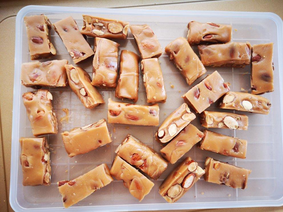 海盐杏仁太妃糖