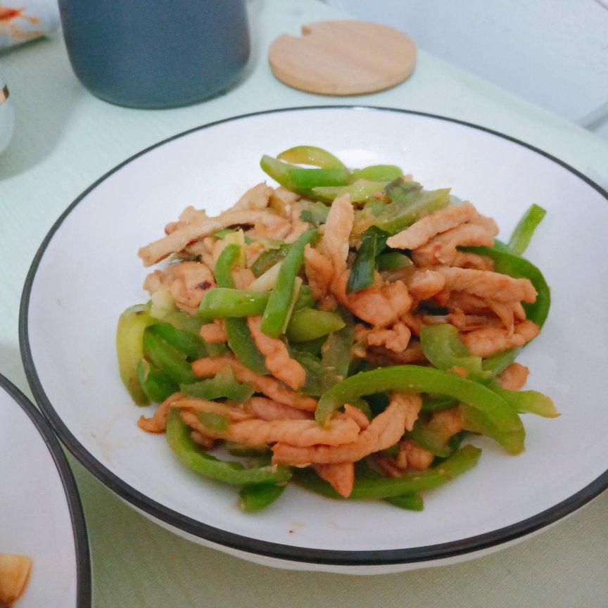 尖椒炒肉丝【下饭菜】