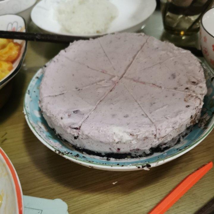 清爽不腻的酸奶蓝莓慕斯