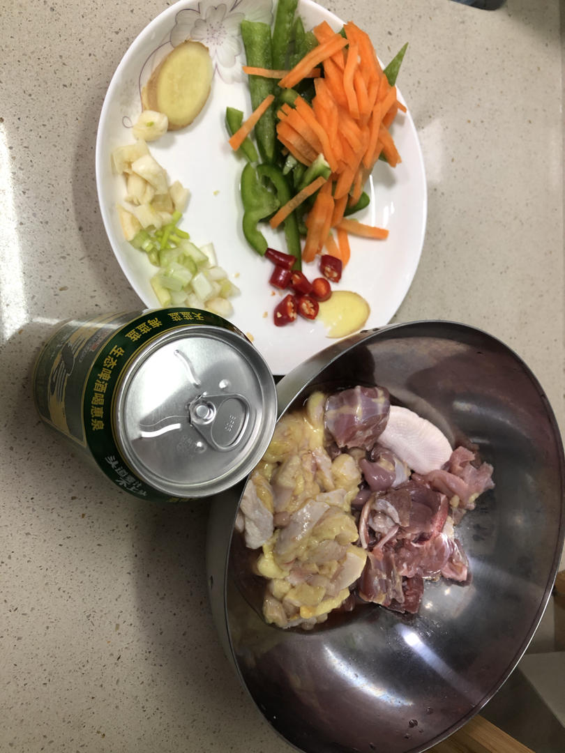 下饭神器--独创小炒鸭肉