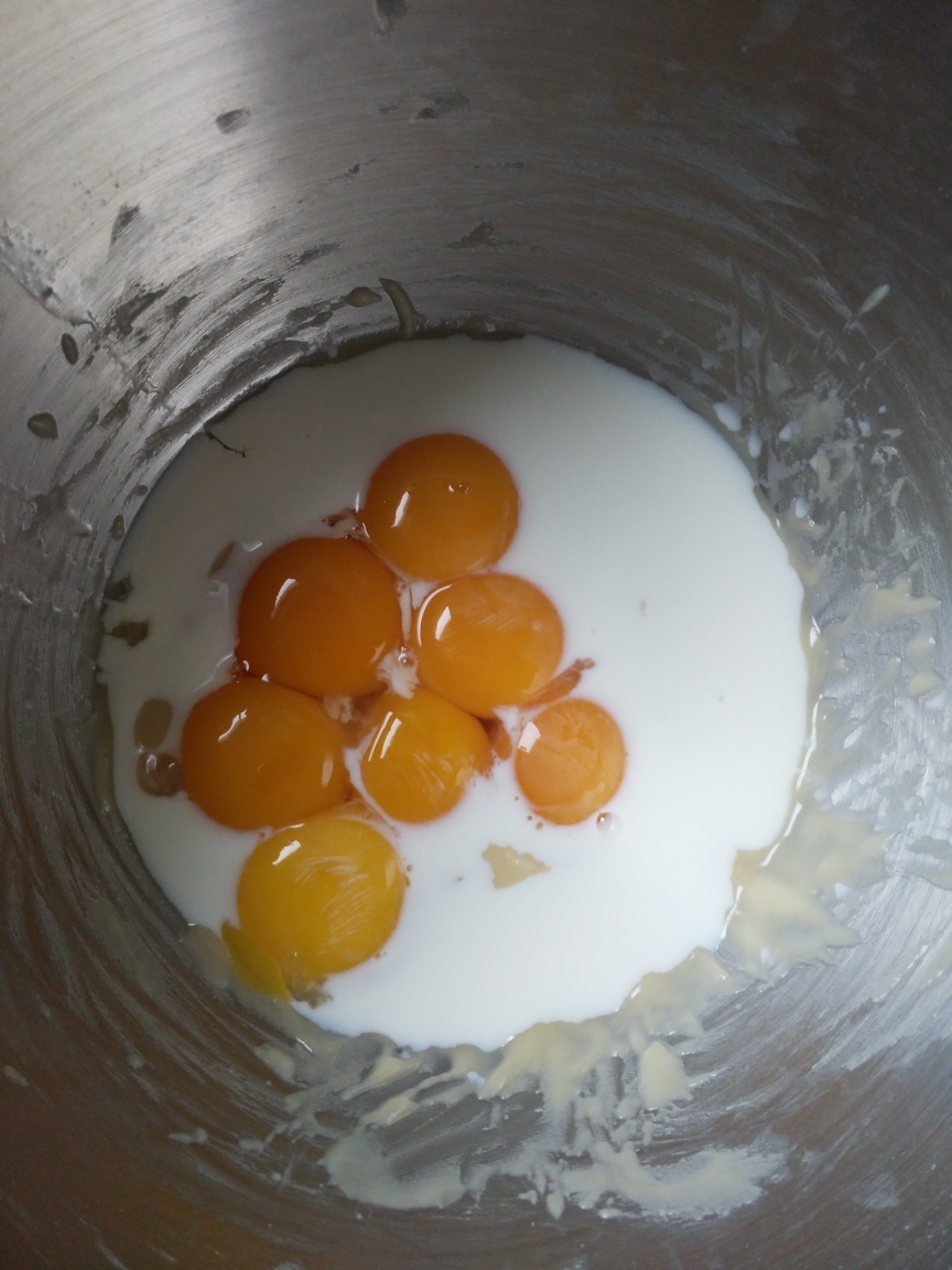 香橙古早蛋糕（烫面水浴法）的做法 步骤7