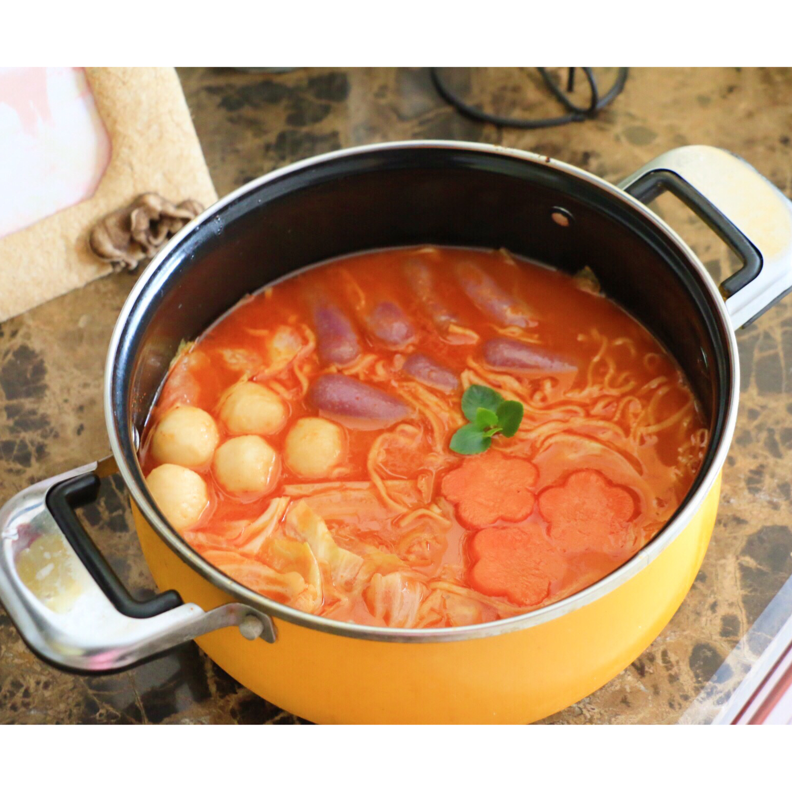 pf7m做的韩式芝士部队锅