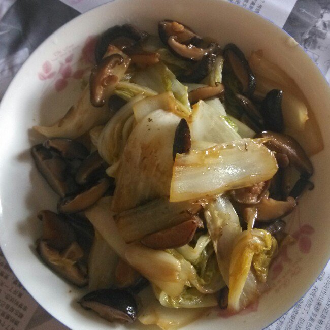娃娃菜炒香菇