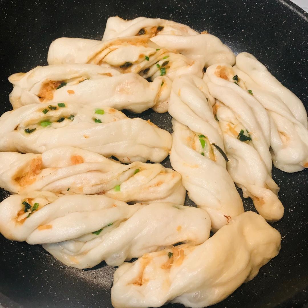 香葱肉松粘卷子