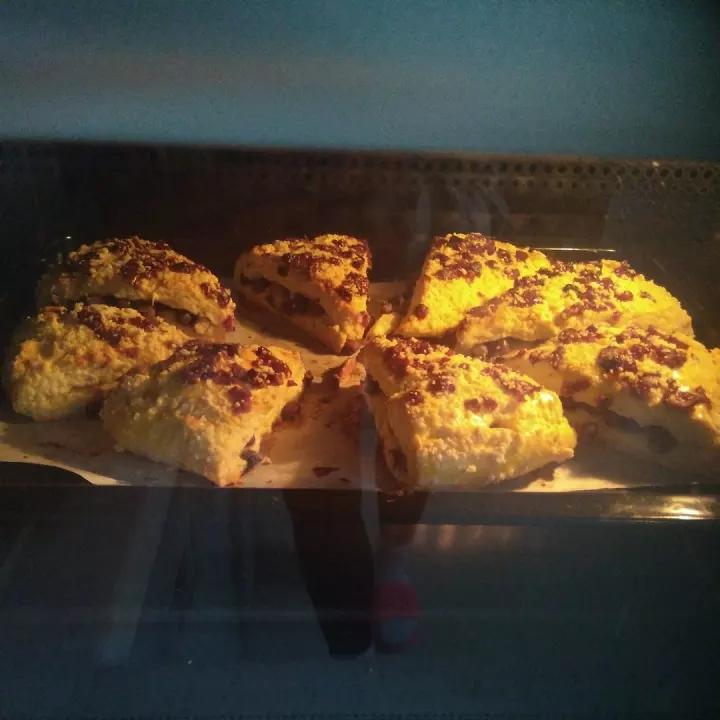 满屋飘香，口口都是满足——酥松香甜的蔓越莓蜜豆司康