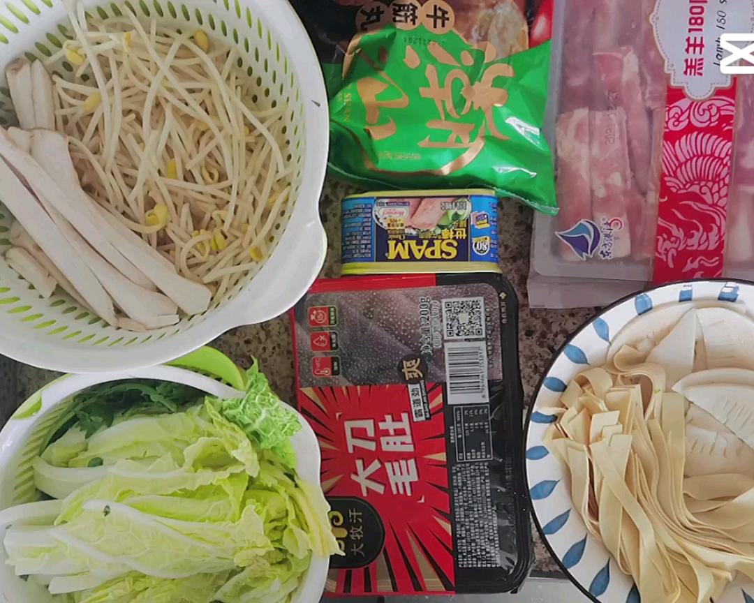 毛血旺
