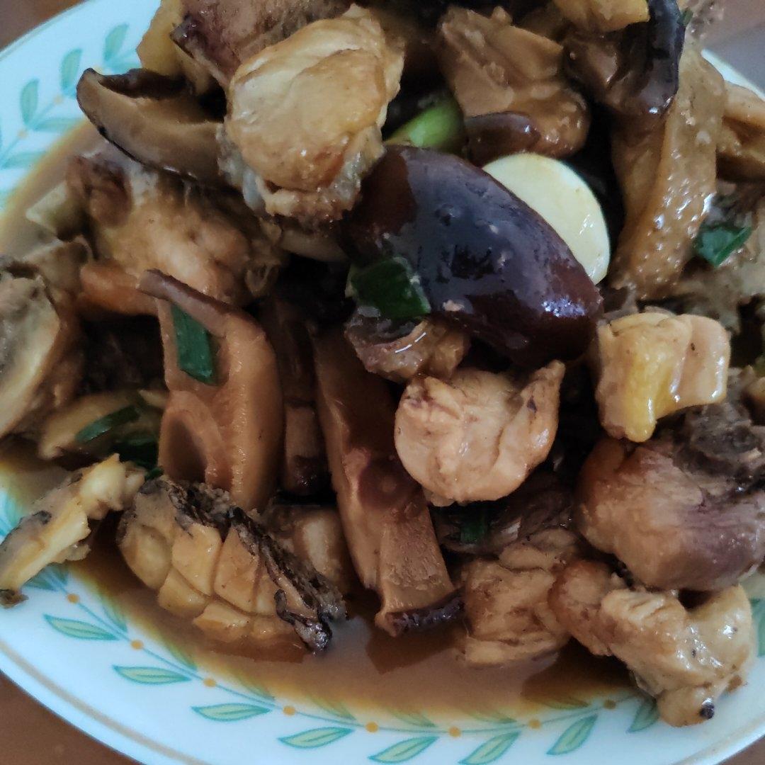 #鲍鱼焖鸡（咸鲜香的下饭神器）