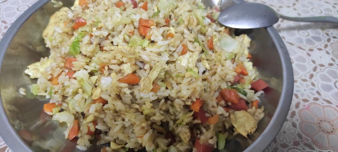 黄金火腿肠蛋炒饭