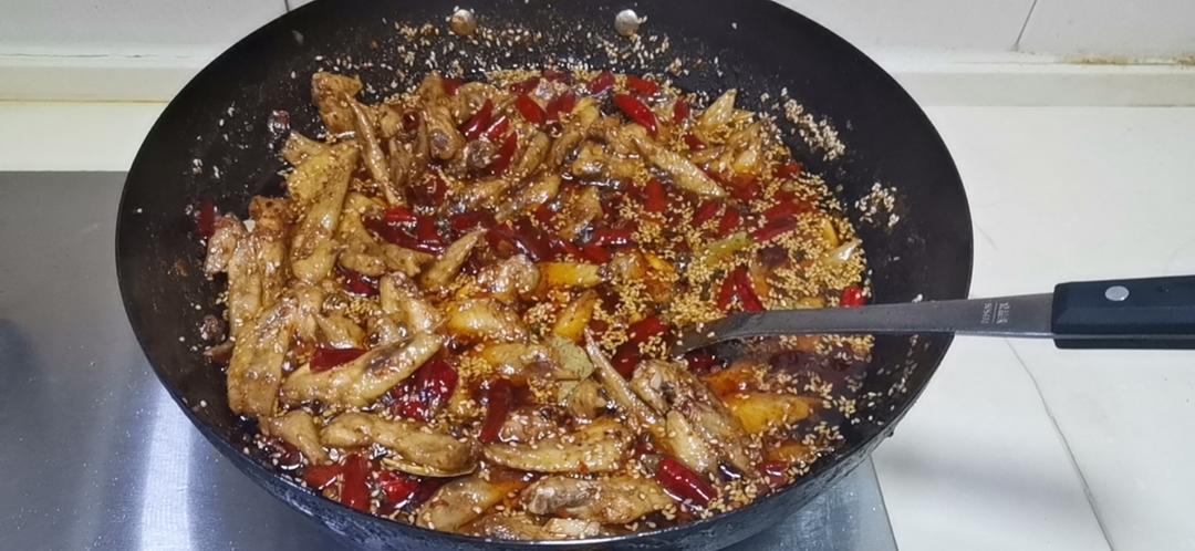 冷吃香辣鸡翅尖 好好吃！