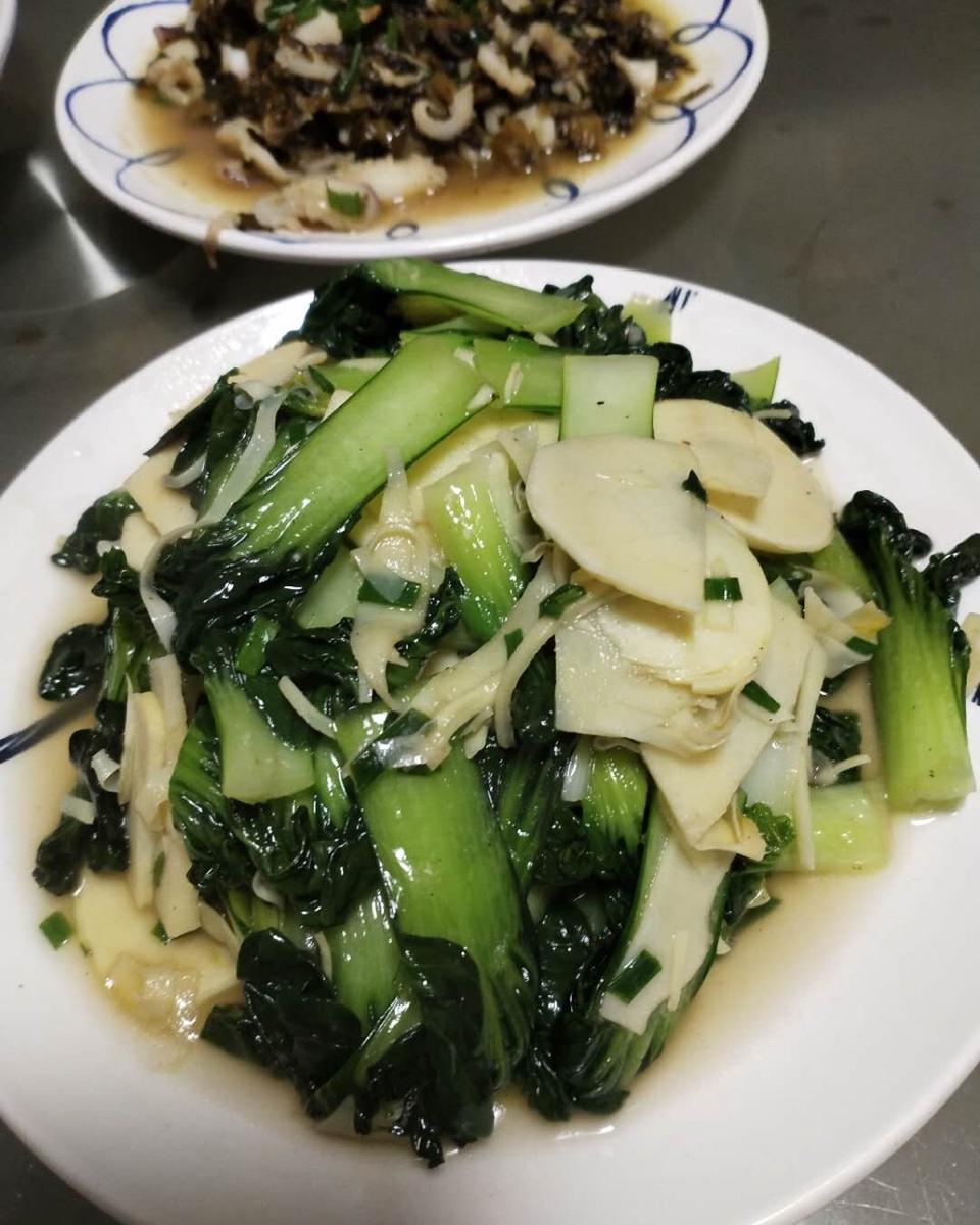 塌菜炒冬笋