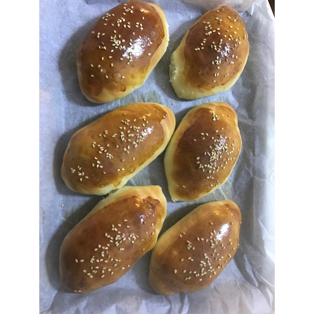 黄油面包卷