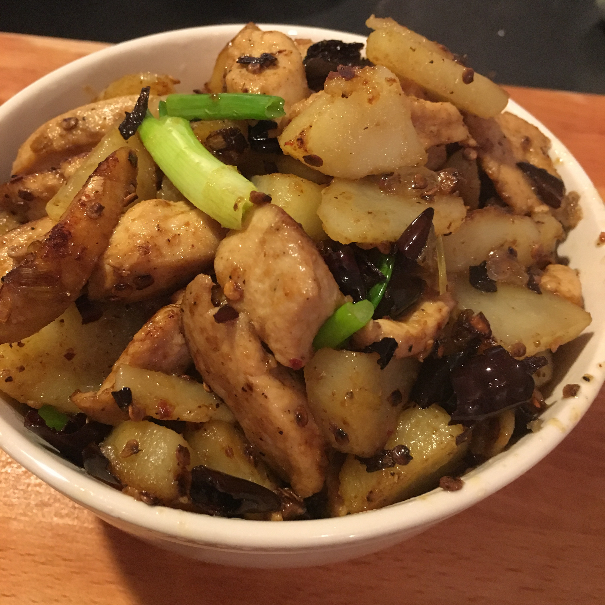 干锅土豆鸡肉