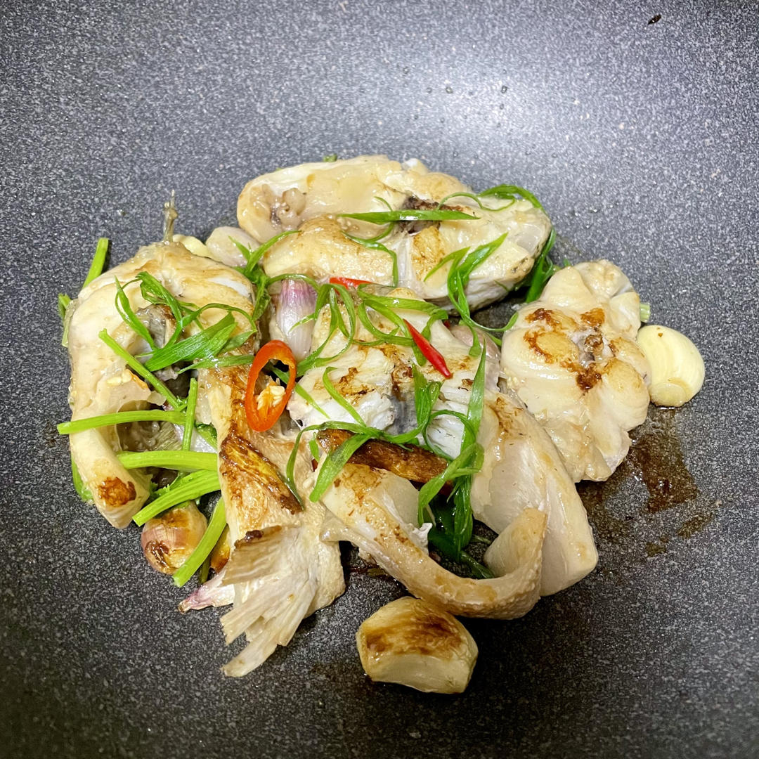 鲈鱼啫啫煲