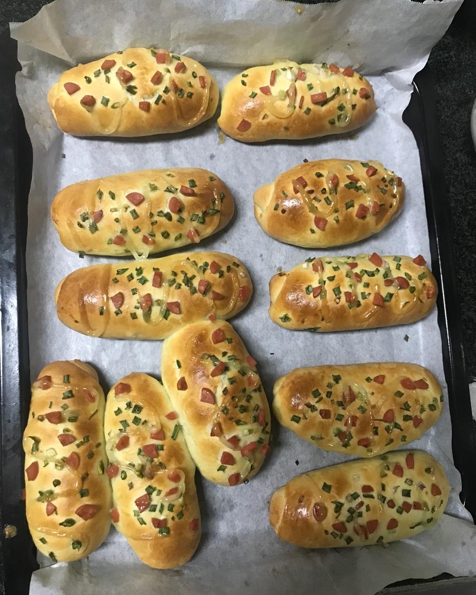 香葱火腿肉松面包