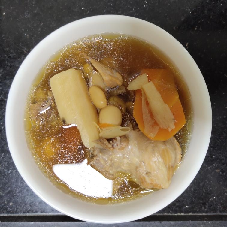 淮山胡萝卜瘦肉汤