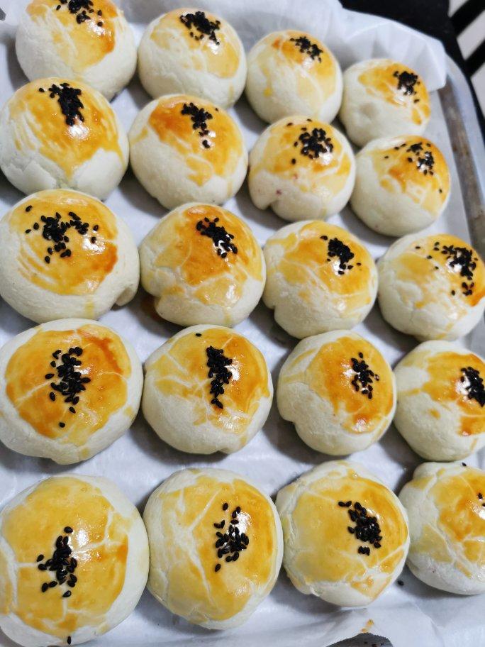 蛋黄酥酥酥（超级奶香黄油版）