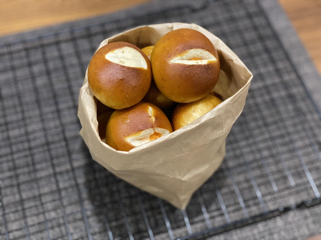 碱水小丸子（超可爱好操作的碱水面包）